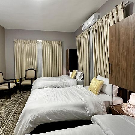 Beit Ahlan Hotel Amman Buitenkant foto