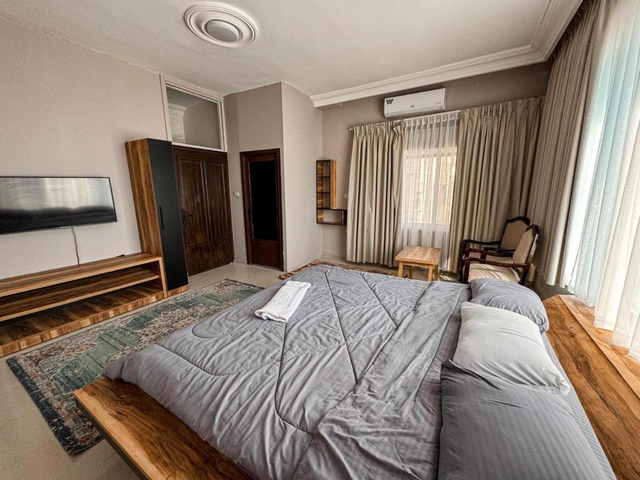 Beit Ahlan Hotel Amman Buitenkant foto