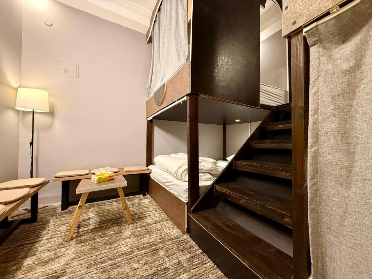Beit Ahlan Hotel Amman Buitenkant foto