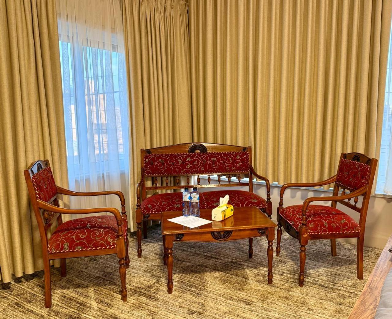 Beit Ahlan Hotel Amman Buitenkant foto