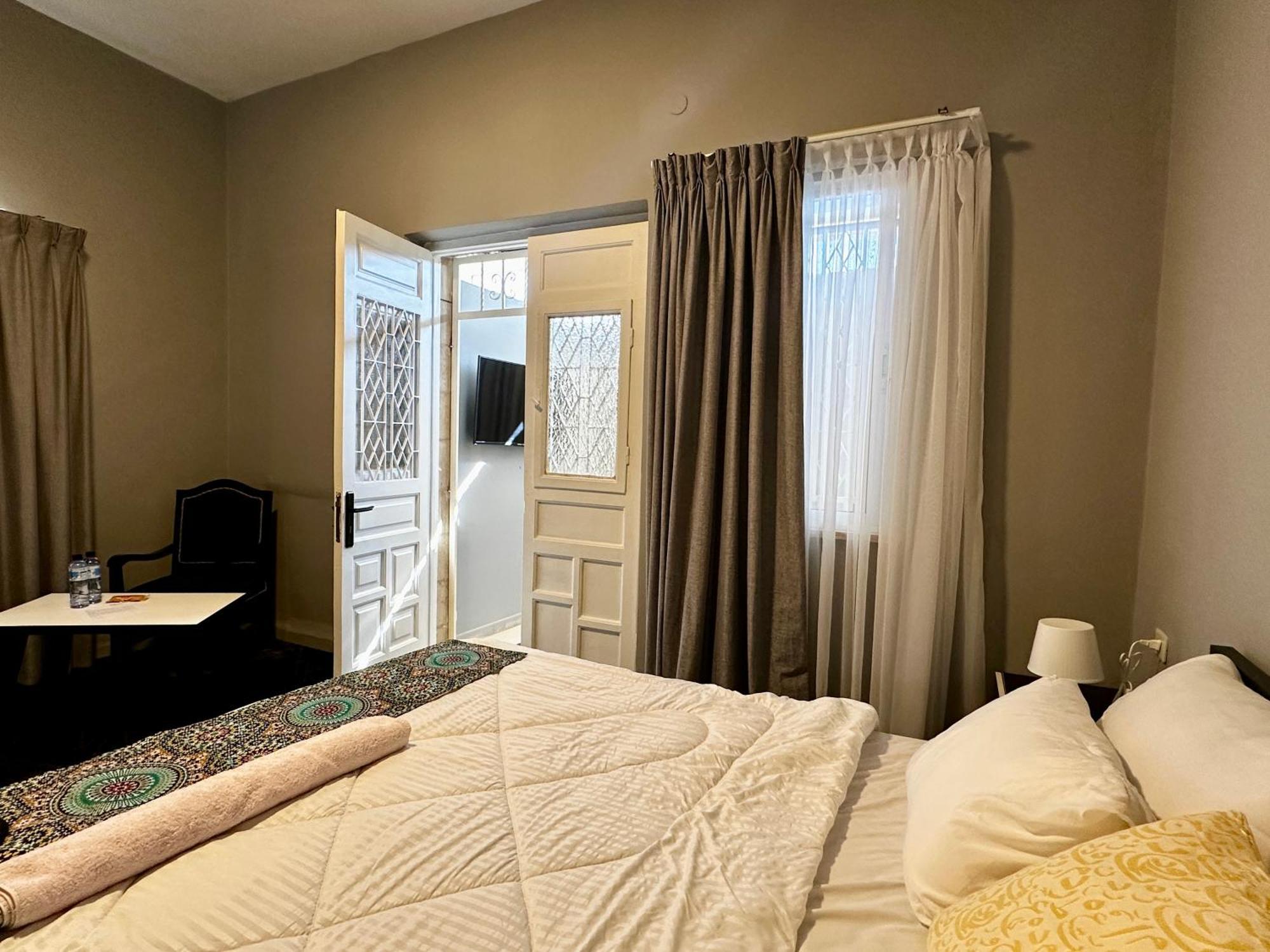 Beit Ahlan Hotel Amman Buitenkant foto