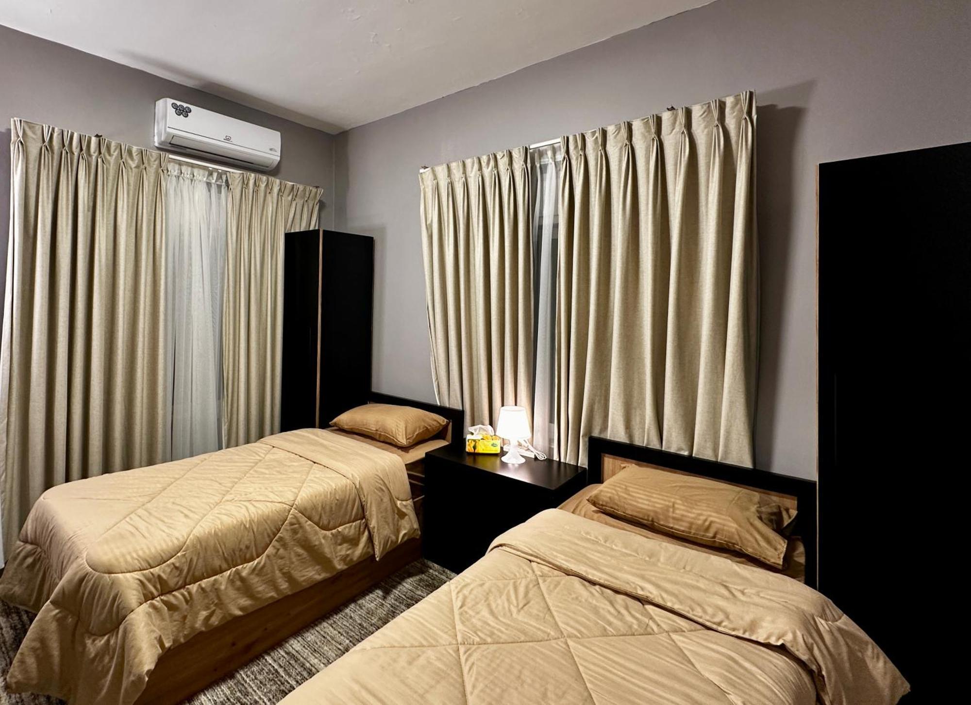 Beit Ahlan Hotel Amman Buitenkant foto